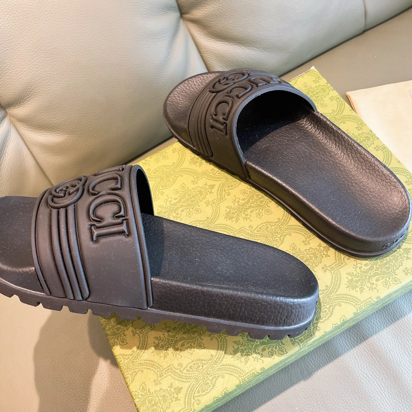 Men's Men's Shoes 130🐮🐮Gucci Gucci Slippers Gucci 2024 latest beach sandals slippers Original molding double G LOGO Original molding consistent Outsole: Men's Men's Shoes u double-layer outsole Size: 35-46